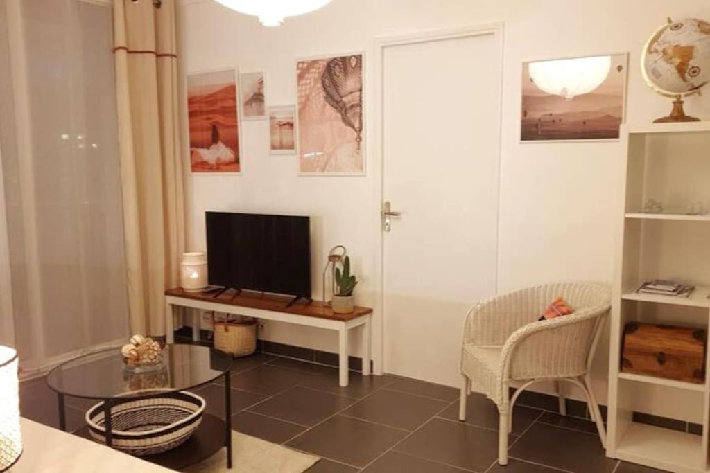 "Voyage En Mer" Splendide T3 Lumineux, Wi Fi Et Parking Gratuit Tolone Esterno foto